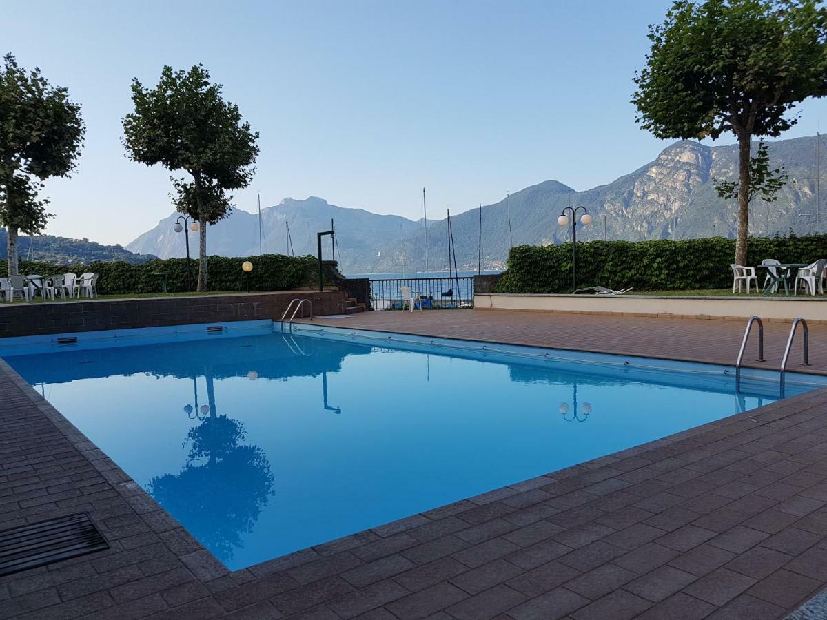 Foresteria Lombarda La Spiaggia Lierna Exterior foto